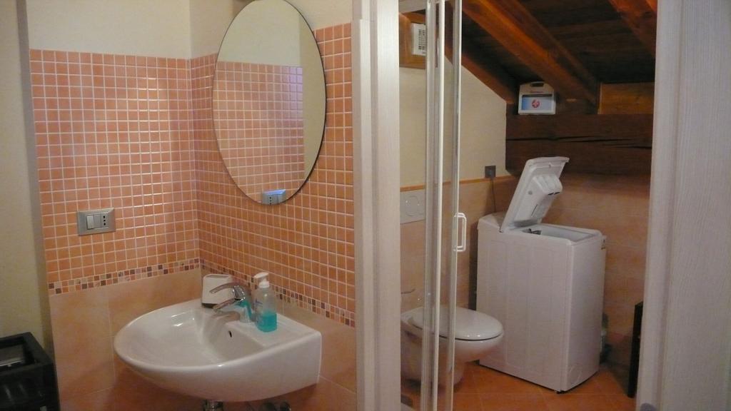 Lo Galetas - Alloggio Ad Uso Turistico-Vda-Lt-Aosta-0100 객실 사진